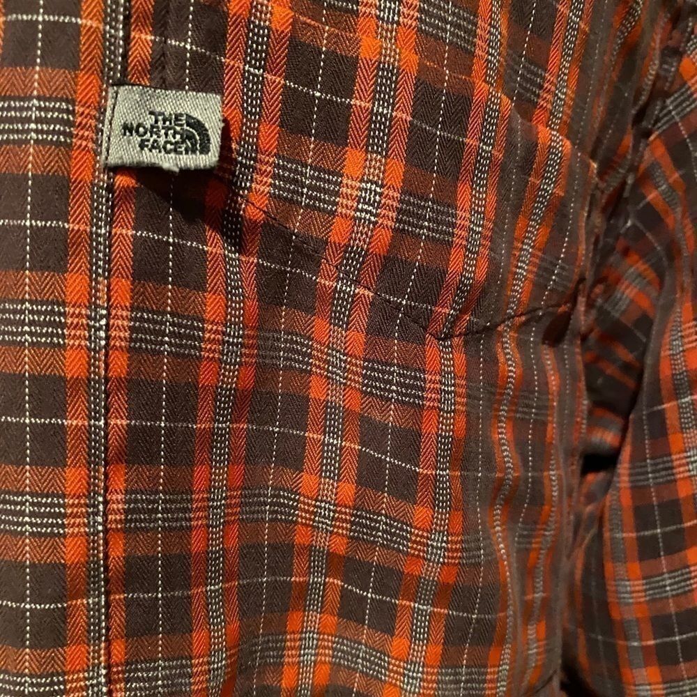 The North Face Button Up Shirt Size Small - Picture 3 of 4